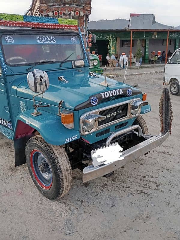 Toyota Land Cruiser 1979 4