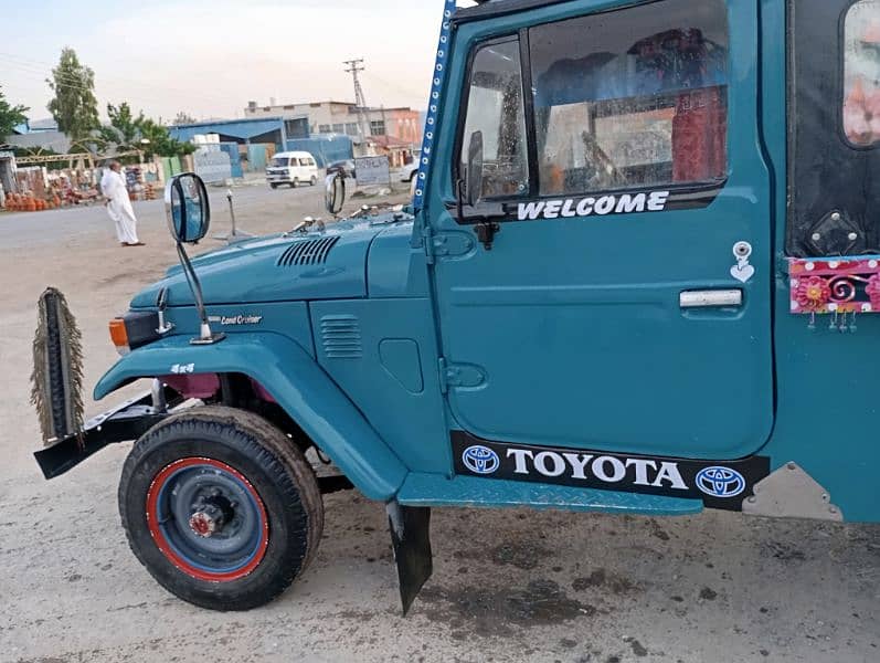 Toyota Land Cruiser 1979 6