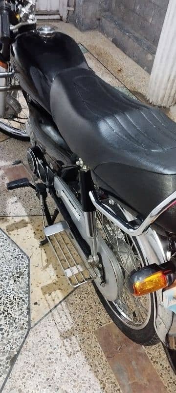 honda cd 70 2022 modle red colour 14