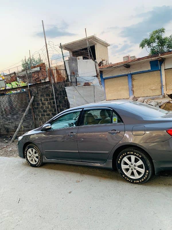 Toyota Corolla Altis 2012 4