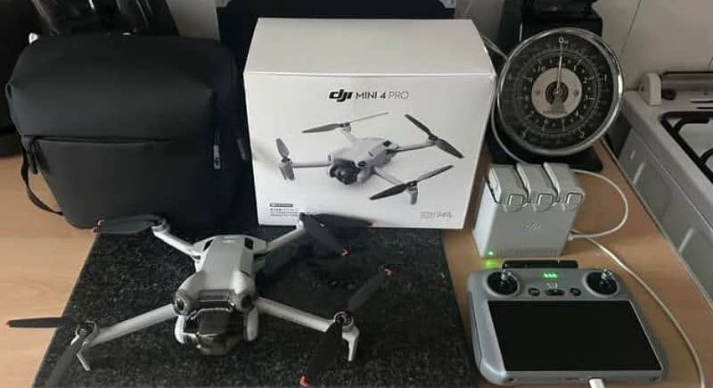 mini 4 pro dji Combo plus little home fly only 1