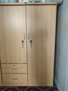 3 doors wardrobe just like new