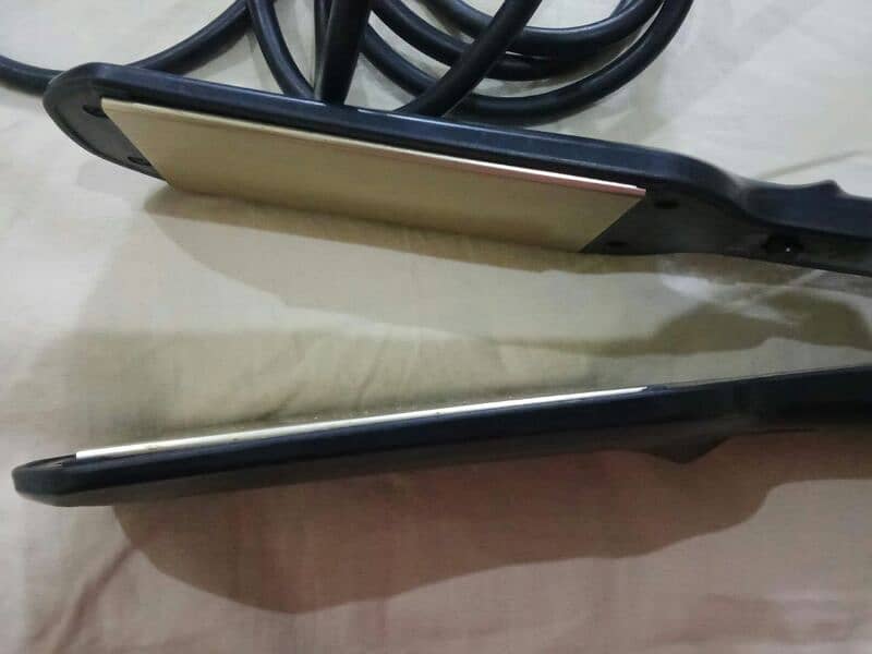 keune hair straightener for urgent sale in excellent condition 1