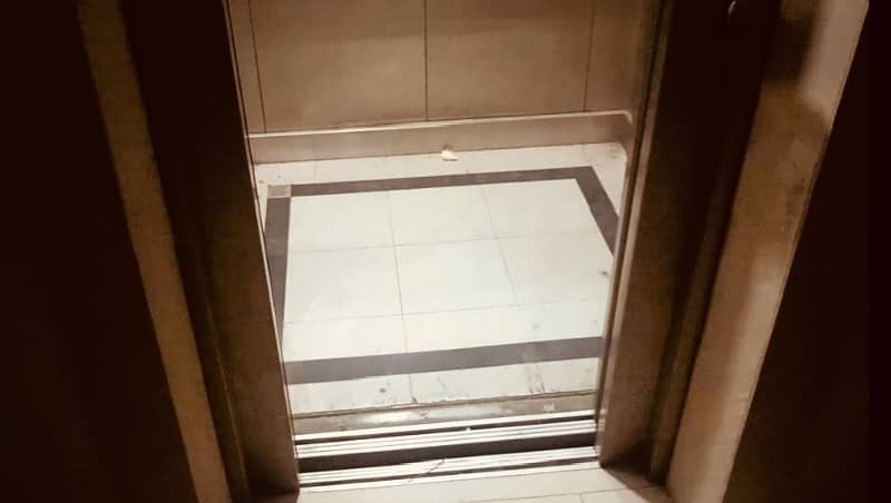 4 Marla 3rd Floor Office With Elevator For Rent In DHA Phase 6 Main Boulevard Lahore 9