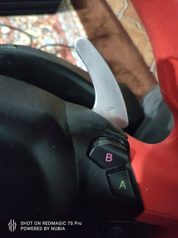 (Urgent only cash) 10/10 Thrust master 458 steering wheel 1