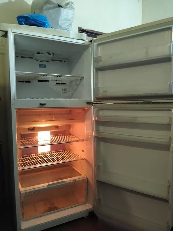 refrigerator 4