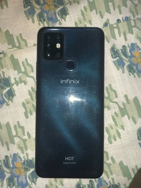 infinix hot 10 play 4/64 GB 2