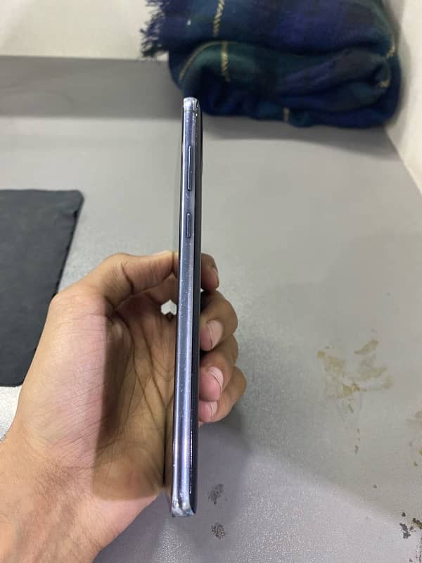 Samsung note 10 lite without box and charger 3