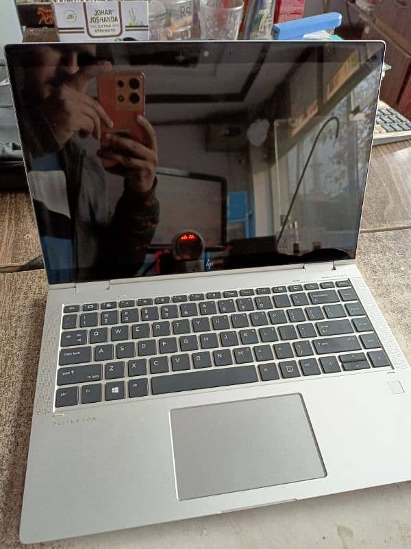 Hp laptop elitebook 8th generation core i5 full touch screen 3