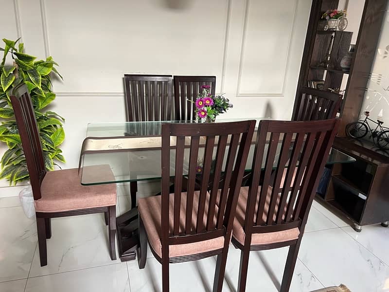 Dinning Table with 6 Chair 1