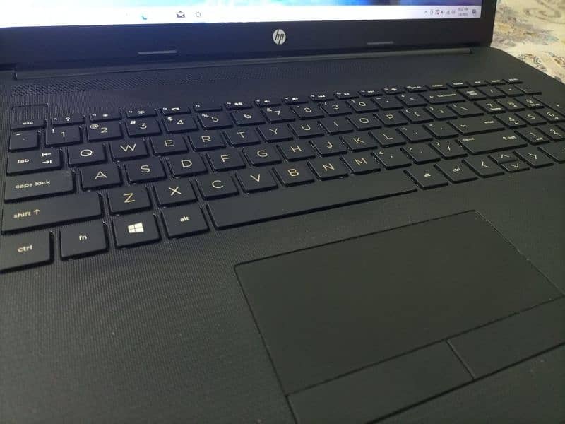 HP Pavillion dm3 Core i7 7th Generation 8/128 GB 4