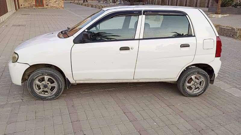 Suzuki Alto 2011 1