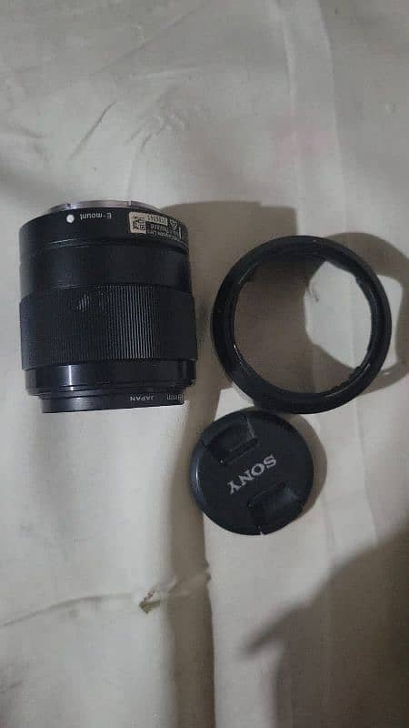 Sony full frame 28mm f2 lens 6