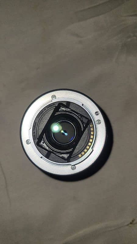 Sony full frame 28mm f2 lens 8