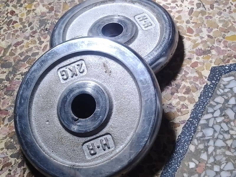 Full Set Barbell, with locks and weights 8