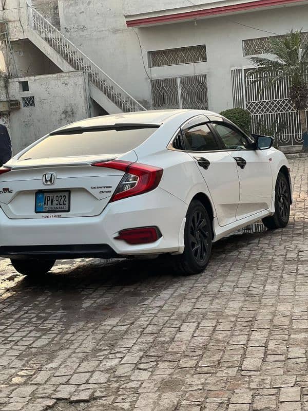 Honda Civic VTi Oriel Prosmatec 2019 8