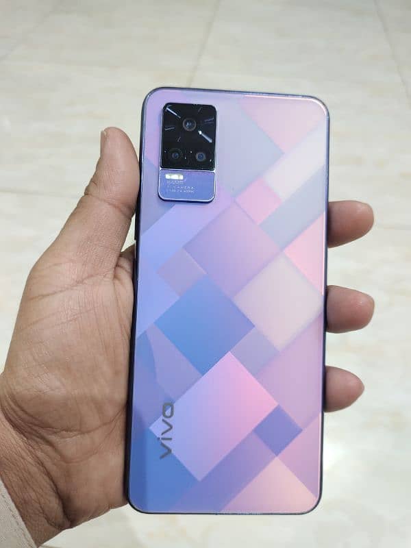 Vivo V21E 8/128 GB 0