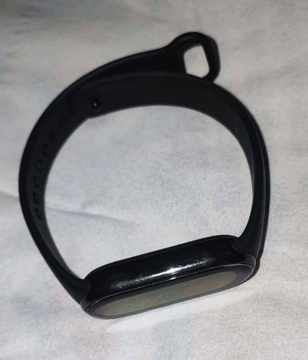 Xiaomi smart band 8 for sale & exchange possible 2