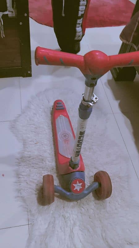 Kids scooty imported. Captain America with premium Quality. 0