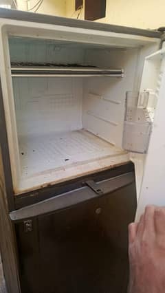 Urgent Sale Dawlance Fridge