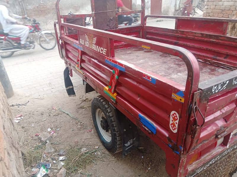 ROAD PRINCE LOADED RICKSHAW FOR URGENT SALE 0