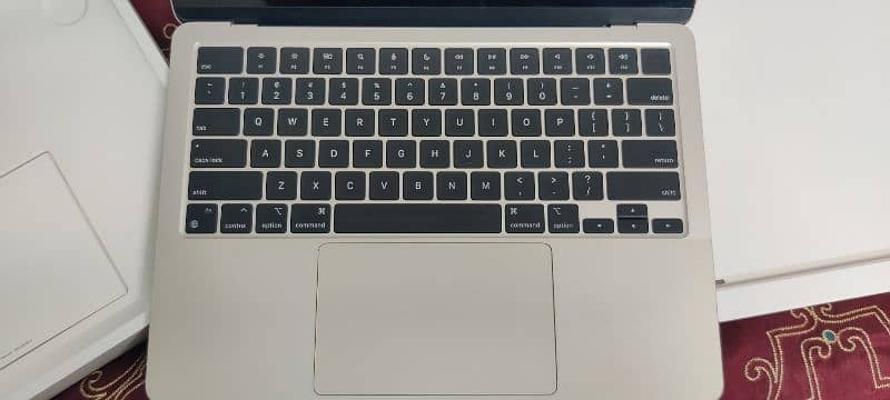 Macbook air m2 2022 3