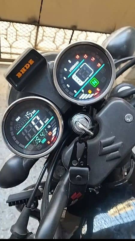 GS 150 digital speedometer 1