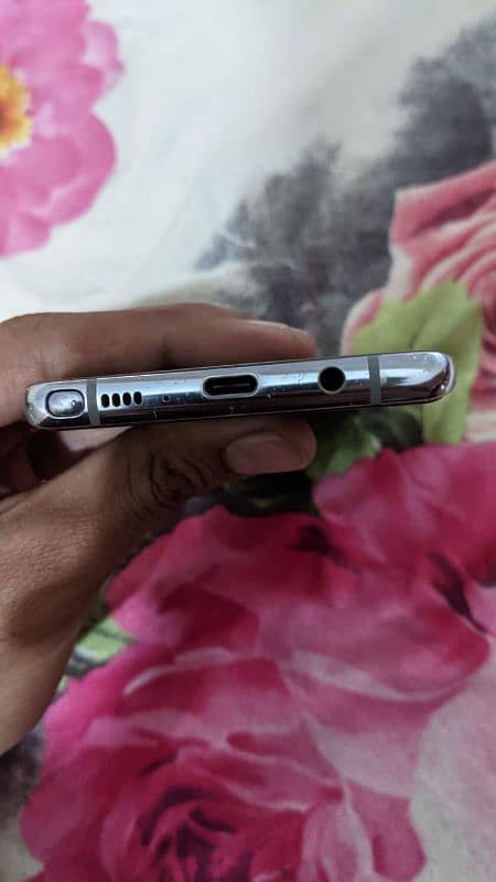 note 8.4/64 condition 10/8 . panel change camera dust shade 2