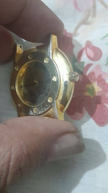 BEAUTIFUL WATCH FOR SALE 2