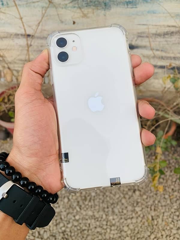 iPhone  11 Jv White 1