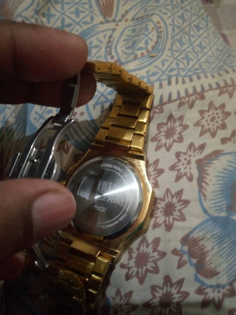 Universal point watch for sell 03162594685 2