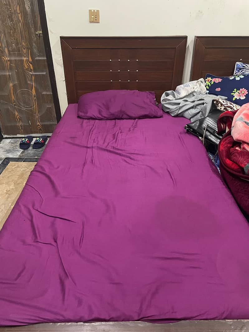 Slighlty used Bed and Matress 0