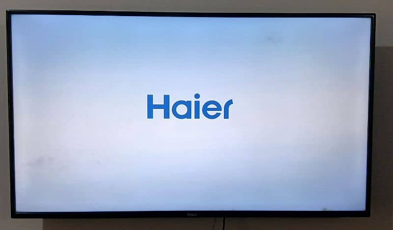 Haier tv LE40B9200M 0