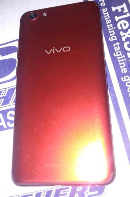 Vivo y71 with box 5