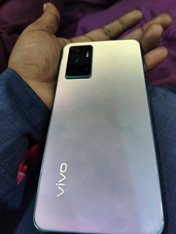 Vivo v23e 8/256 I'm selling my phone 10/9 Original Penal Beautiful 2