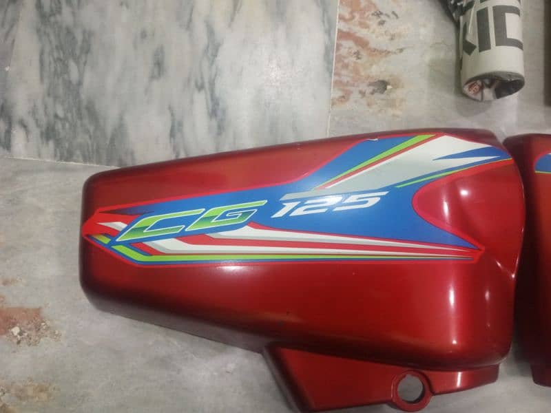 2022 model fuel tank & side tapay & shock cover for sale 4