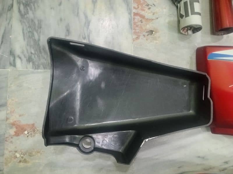 2022 model fuel tank & side tapay & shock cover for sale 6