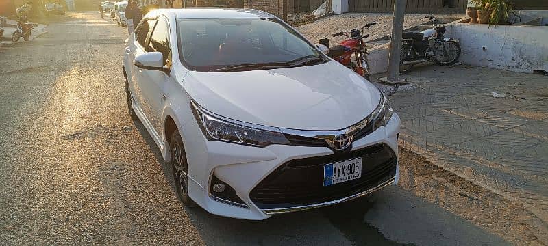 Toyota Corolla x Altis manual  2022 1