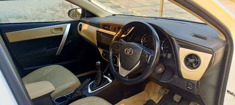 Toyota Corolla x Altis manual  2022 5