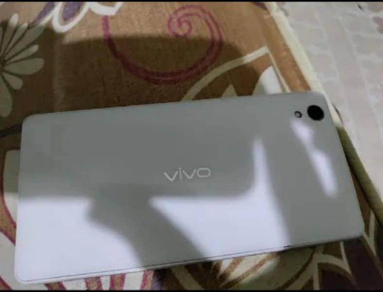 Vivo y51a 10/10conditiion 4/64rom duail sim 2