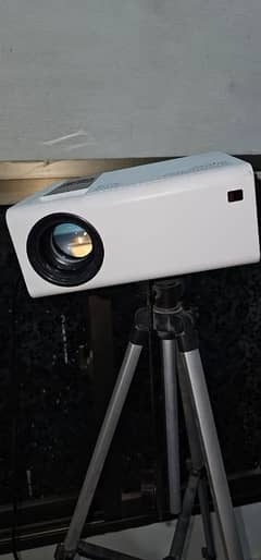 LED HD multimedia projector