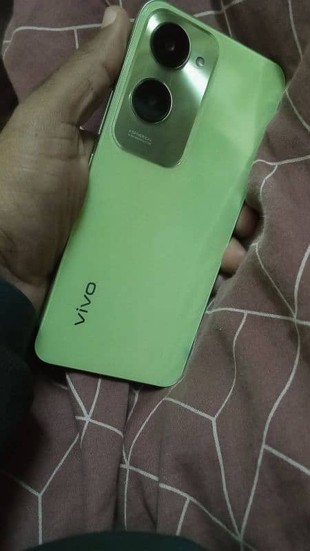 Vivo y18 for sell 4/128 3