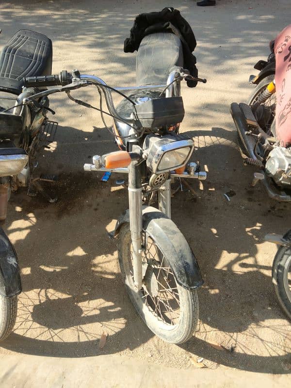 honda bike Urgent sale 2