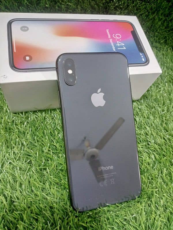 Iphone X 256 gb with box Pta Approved. 4