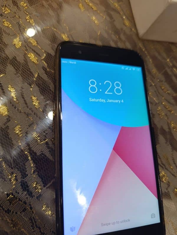 Xiaomi MI6 in mint condition. DHA. Whatsapp only 2