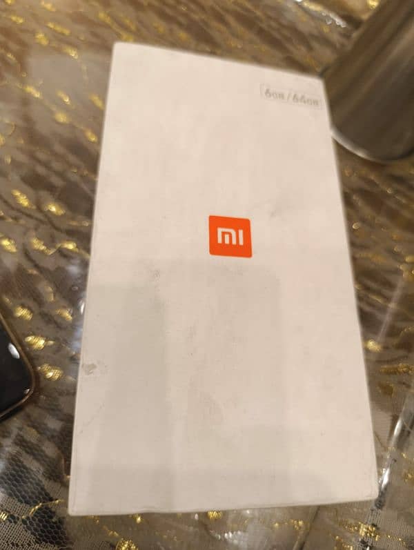 Xiaomi MI6 in mint condition. DHA. Whatsapp only 3