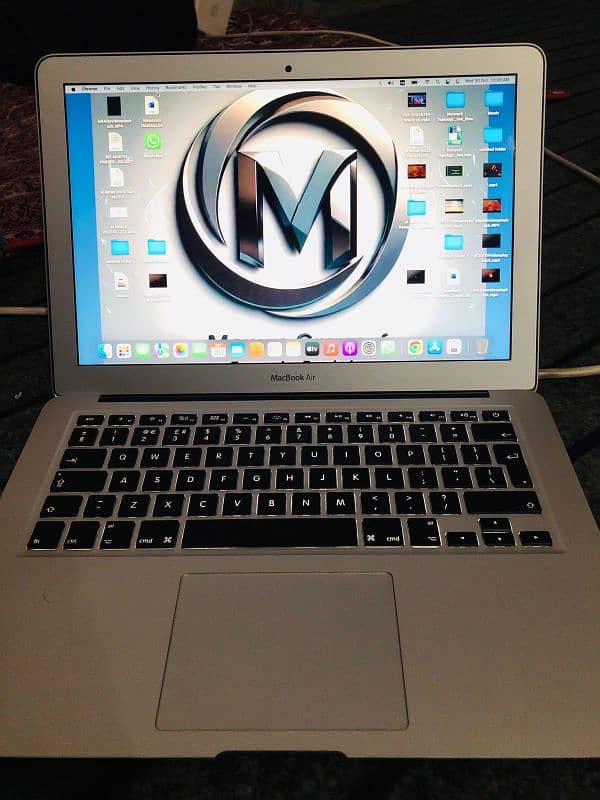 apple macbook air for sale. 2