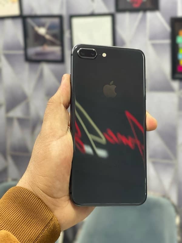 iphone 8plus 64gb Non-pta waterpack 1