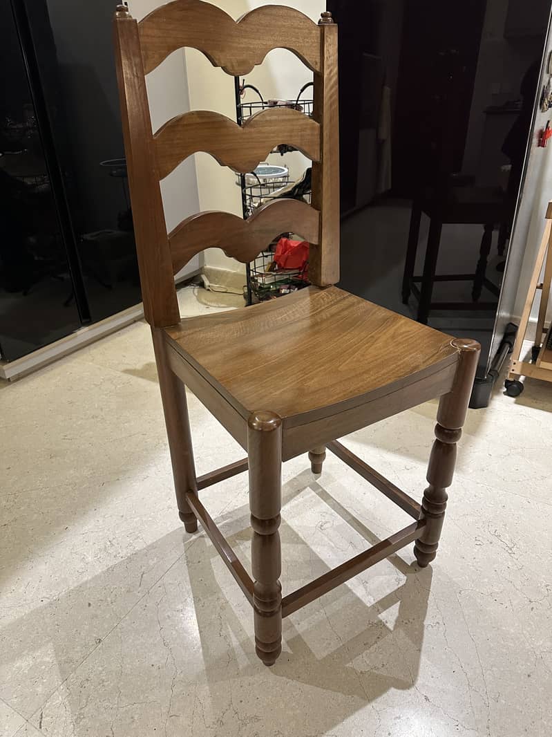 Dining Chairs Made of Solid Wood 1