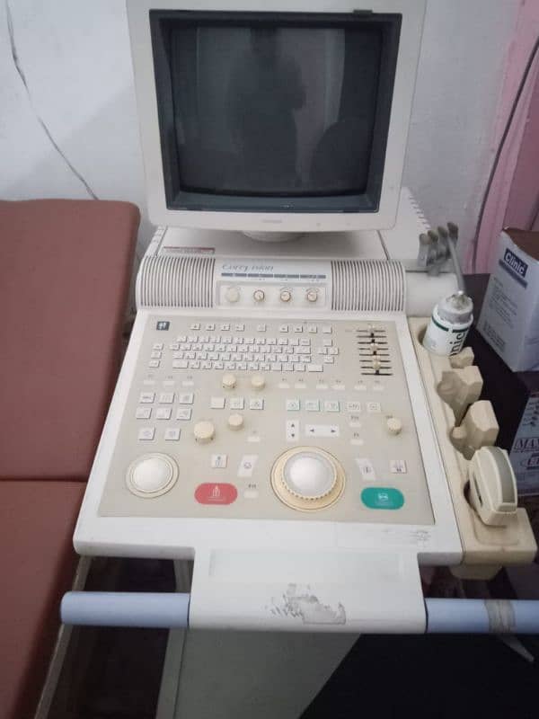 Toshiba color Doppler ultrasound machine 0